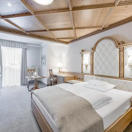 Trofana Royal 5 Otel 5*