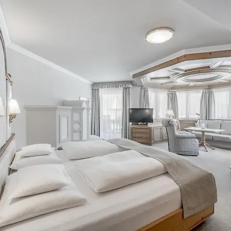 Trofana Royal 5 Otel Ischgl